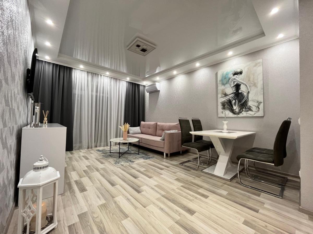 Апартаменти В Arena Apart Polyana  Luaran gambar